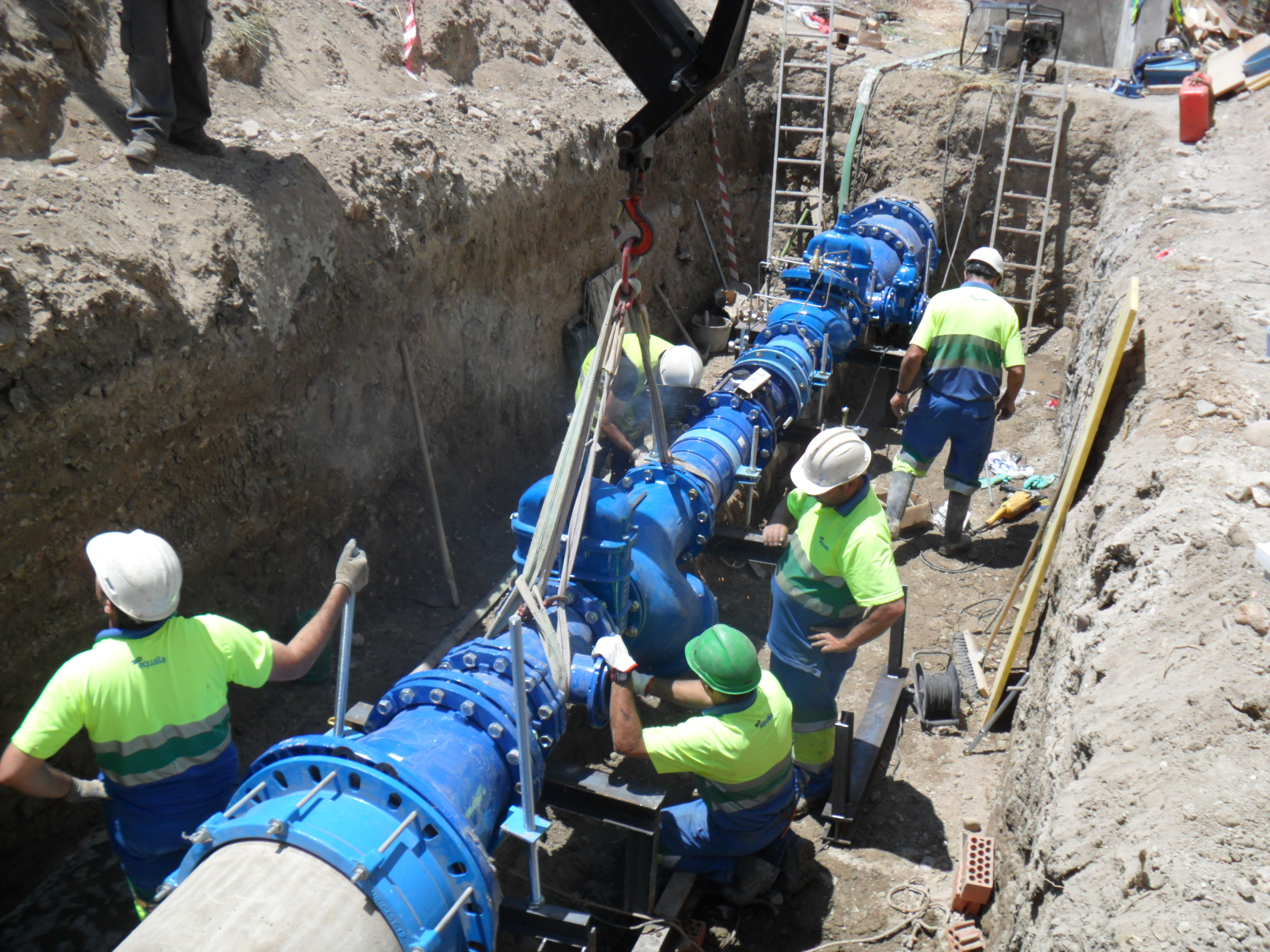 aqua campiña advierte de alteraciones en el suministro de agua mañana debido a obras de mejora